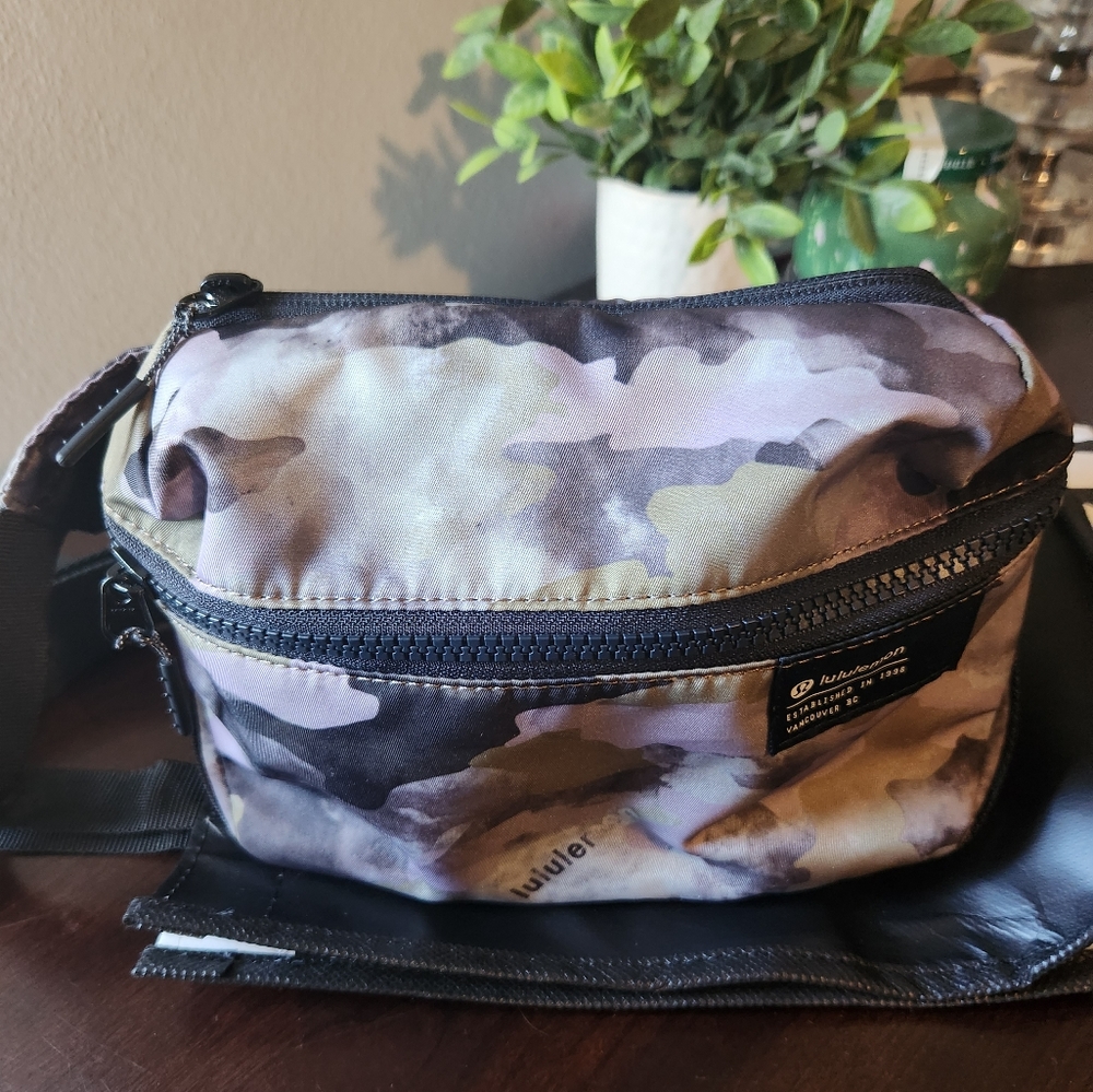 Lululemon Beltbag